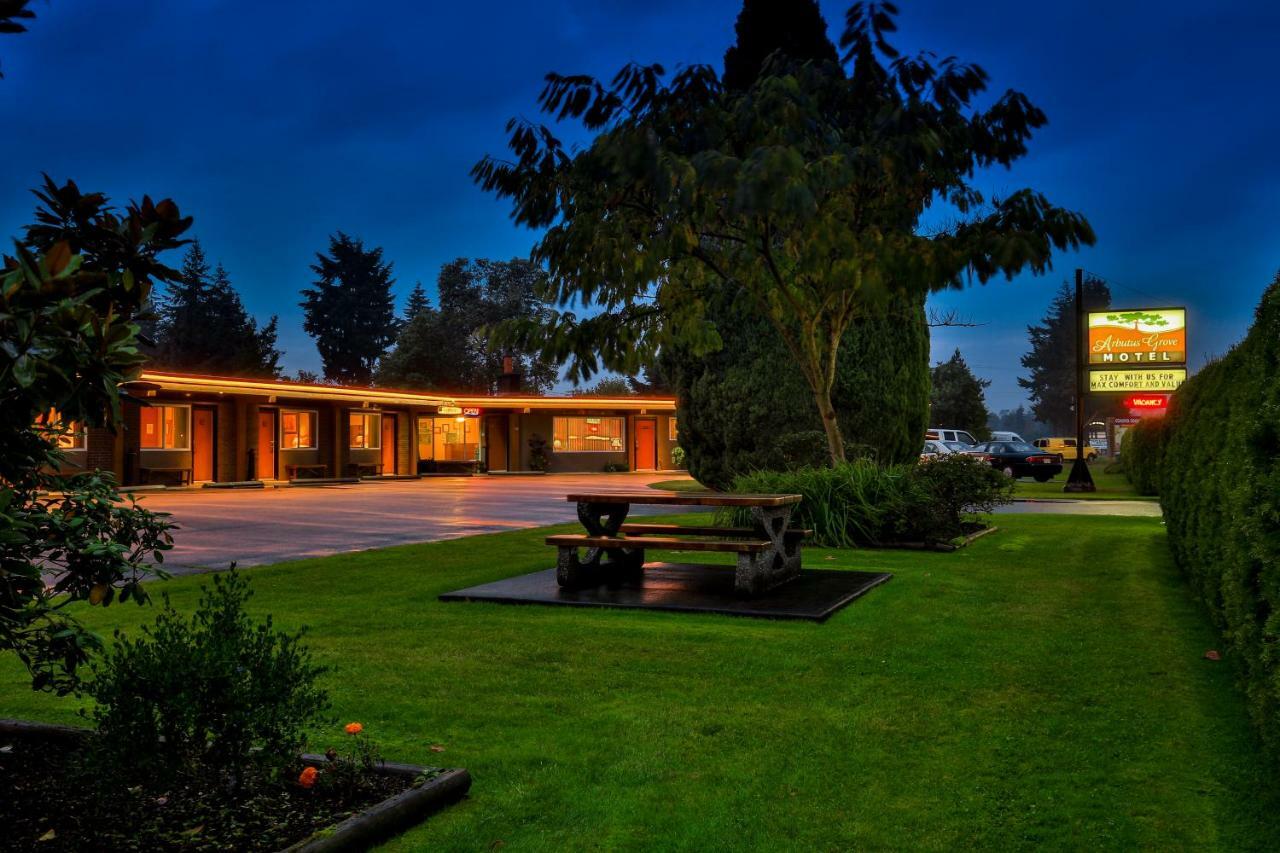 Arbutus Grove Motel Parksville Luaran gambar