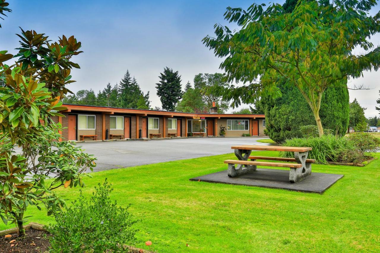 Arbutus Grove Motel Parksville Luaran gambar
