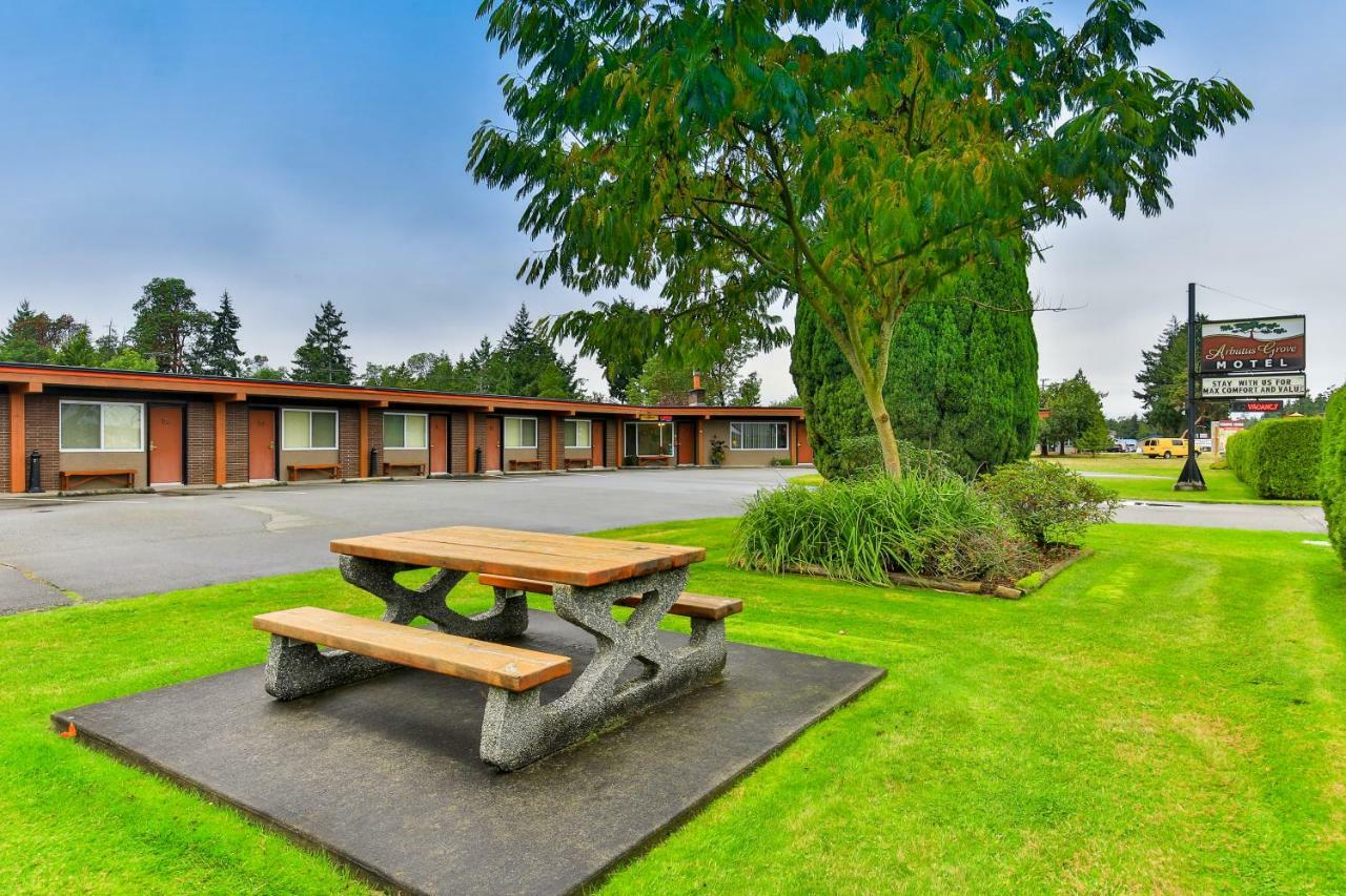 Arbutus Grove Motel Parksville Luaran gambar